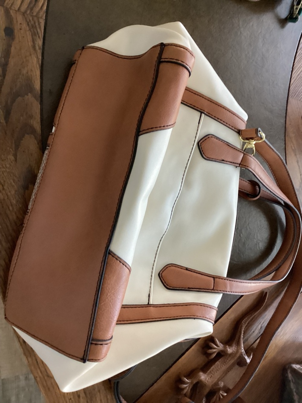 Cream and Tan Women's Satchel Handbag, no marks in or out - Picture 6 of 6